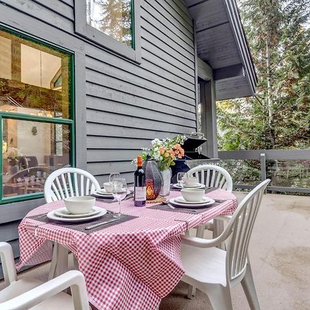 Northern Lights 21 Whistler Exterior foto